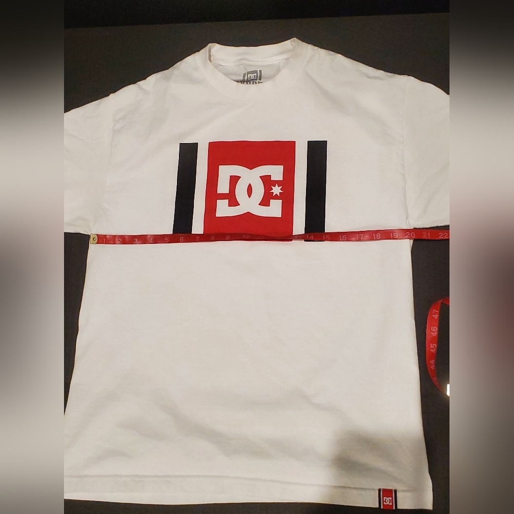 DC Shoes White Tee with Red and Black Logo Sz L - Picture 6 of 6